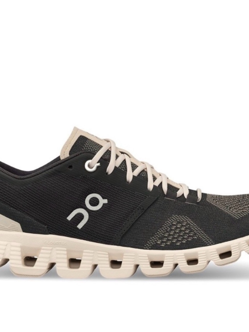 On Could Women’s Helion Running Sneakers size 7